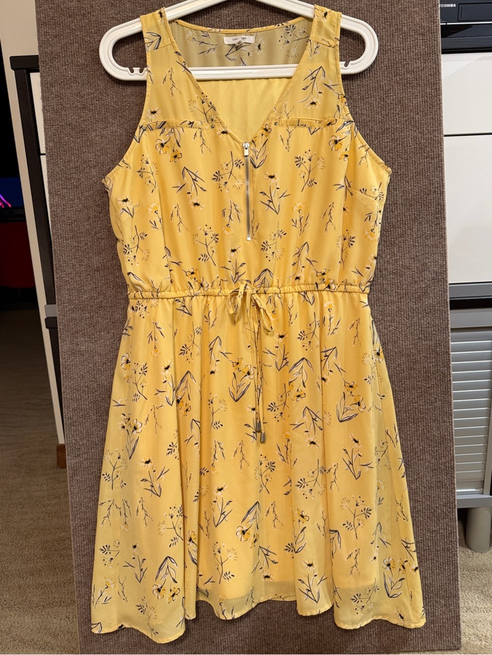 Maurices Yellow Floral Sleeveless Summer Dress / Medium